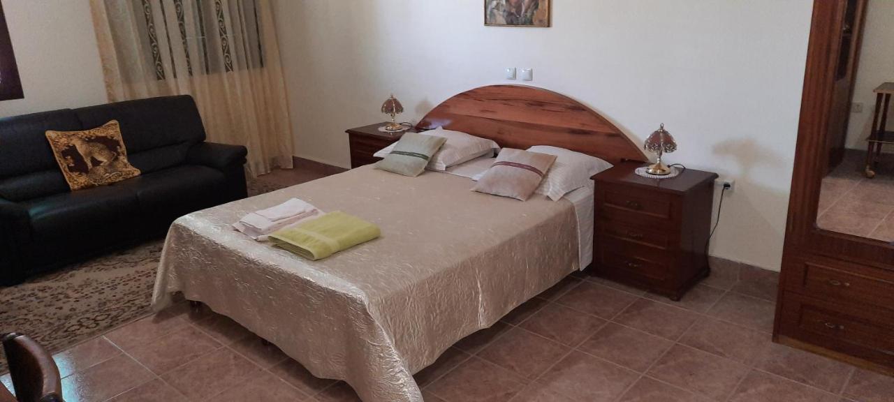 Residencial Chez Flor Lägenhet Porto Novo Exteriör bild
