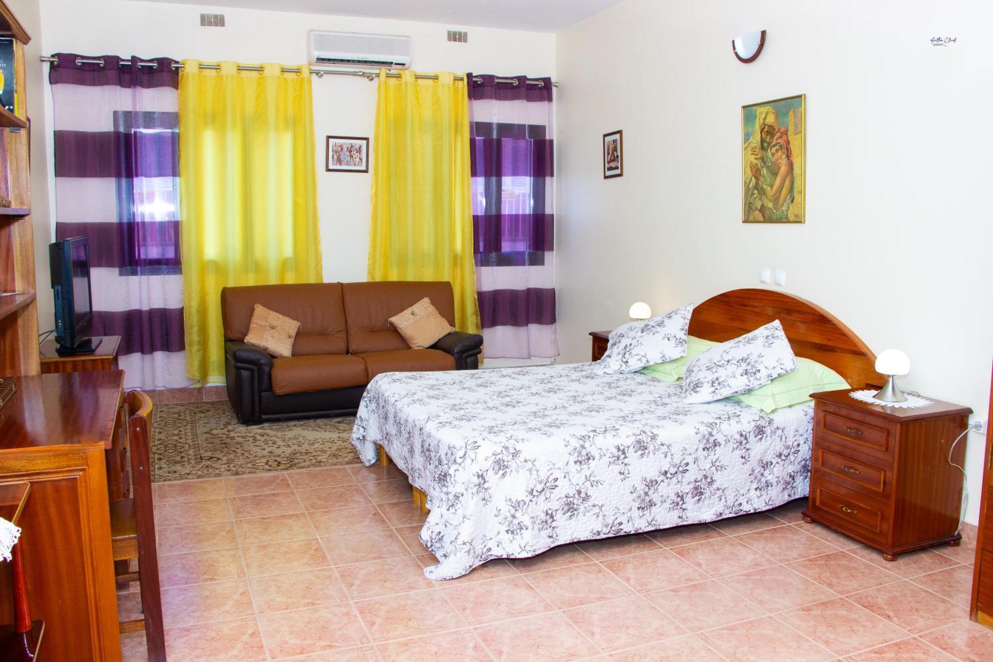 Residencial Chez Flor Lägenhet Porto Novo Exteriör bild